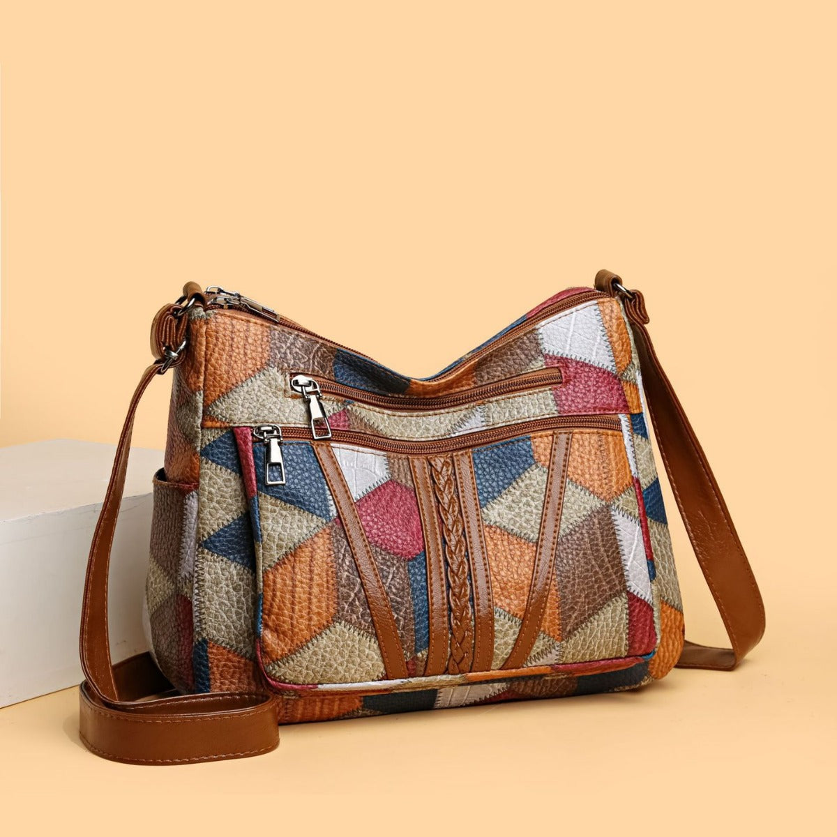 Luxury Large Capacity Retro Commuter Handbag