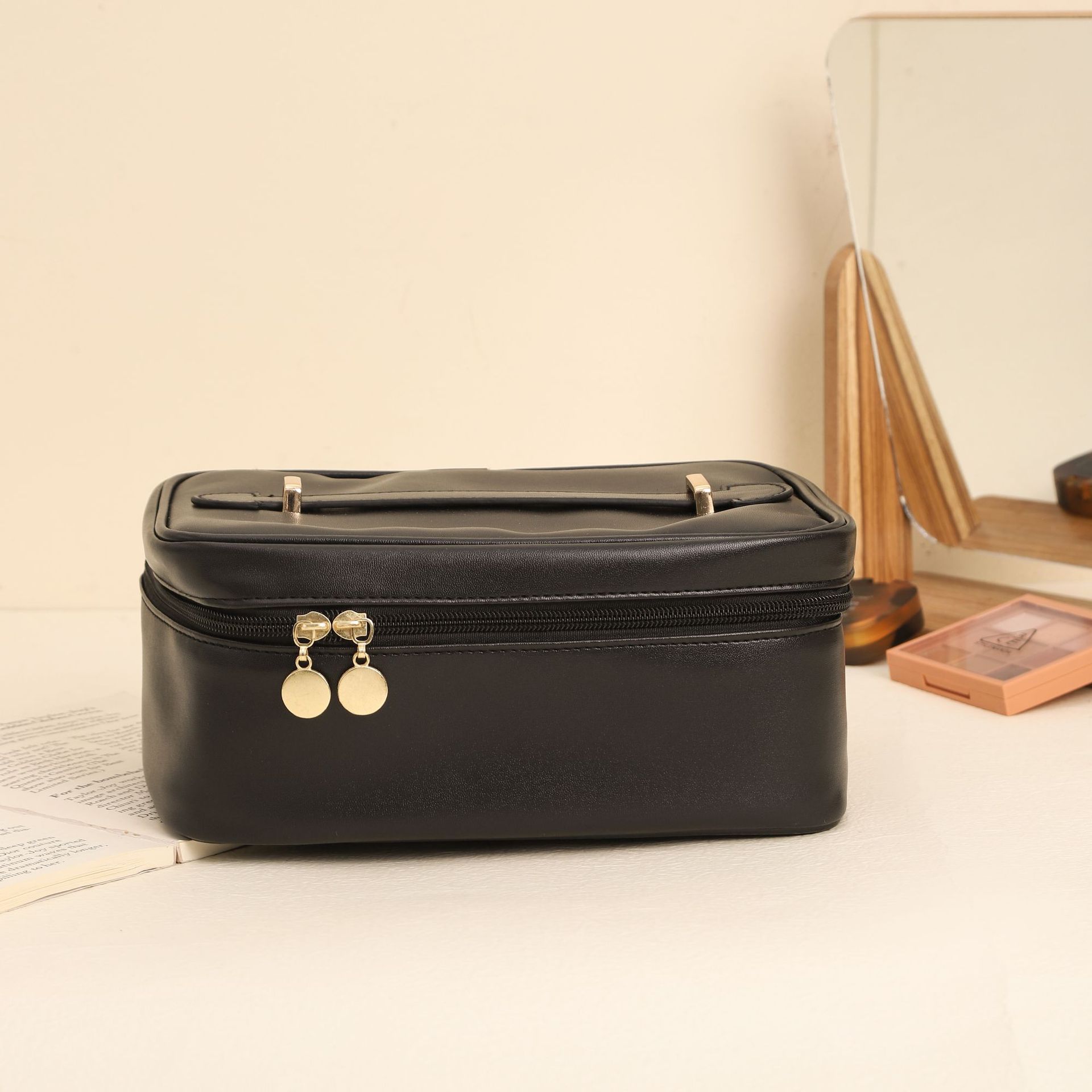 Square Handle-Top Travel Cosmetic Organizer